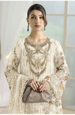 Chiffon Heavy With Heavy Embroidery Suit